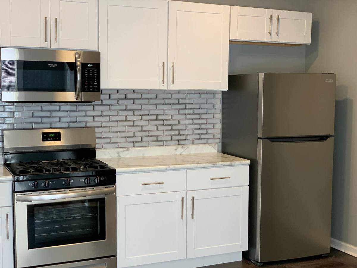 6149-6151 S Evans Ave, Chicago, IL 60637 - Apartment for Rent - Image 2
