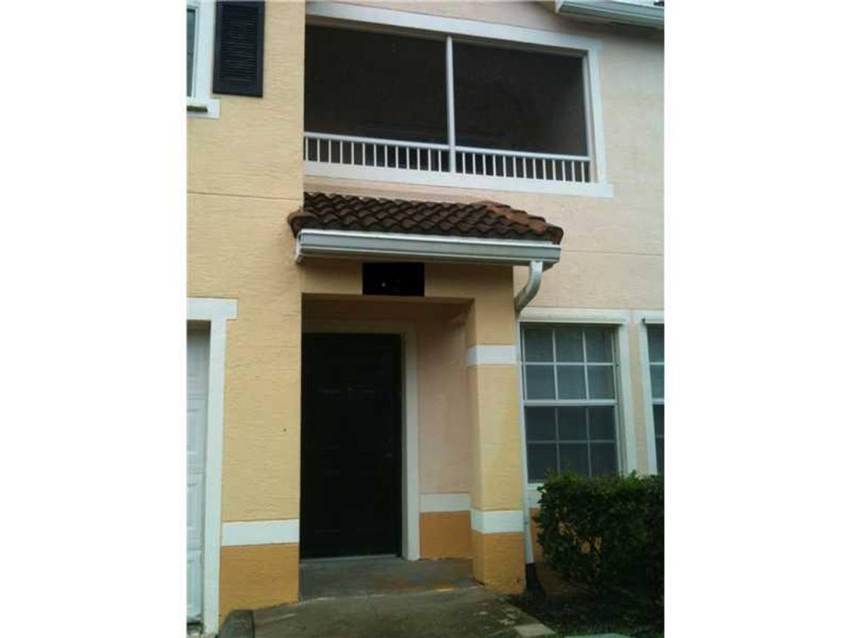 2586 57th Circle, Vero Beach, FL 32966 - Condo for Rent - Image 2