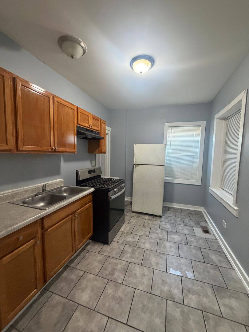 851 W Marquette Rd, Chicago, IL 60621 - Apartment for Rent