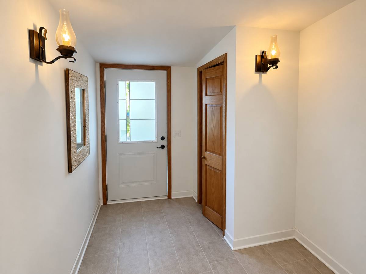 2303 16th Ave, Monroe, WI 53566 - House for Rent - Image 7