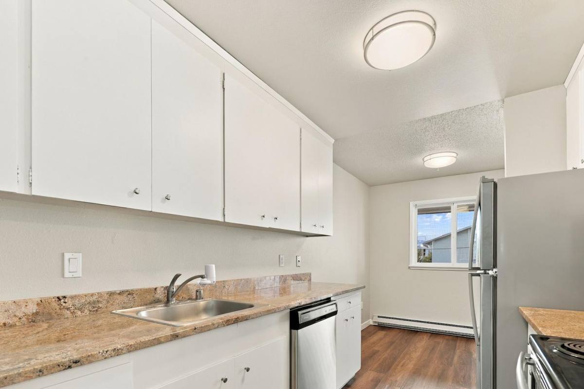 1002 N J St #12, Tacoma, WA 98403 - Apartment for Rent - Image 9