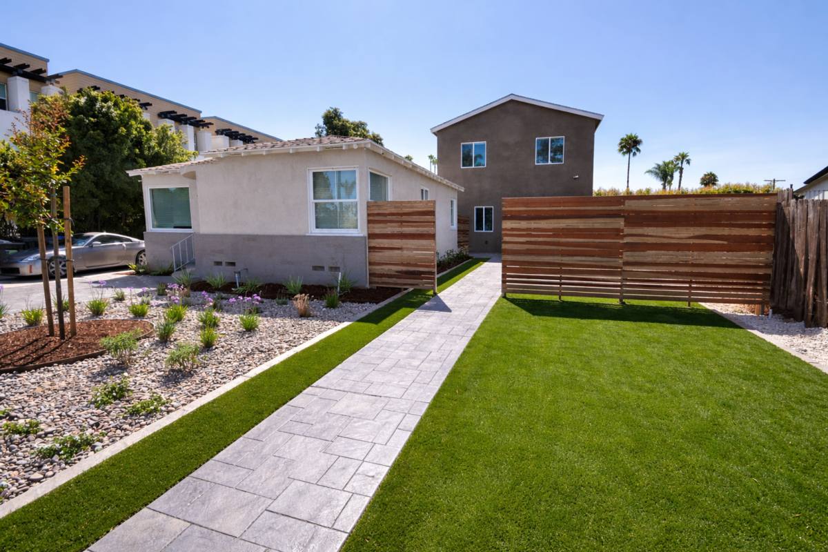Townhouse for rent at 4857 Catoctin, San Diego, CA 92115