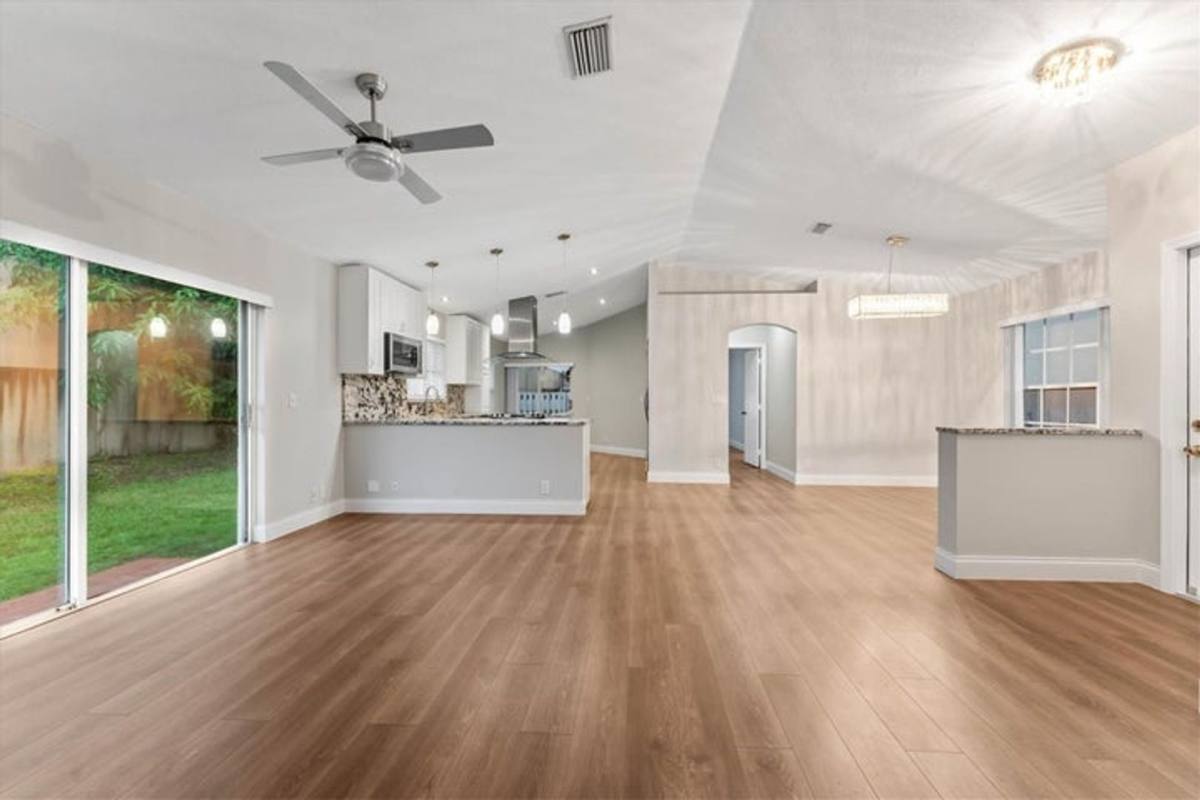 6000 NW 43rd Terrace, Coconut Creek, FL 33073 - House for Rent - Image 5