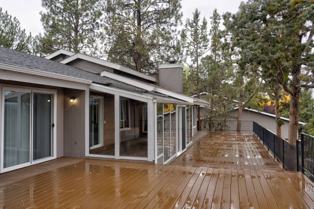 1770 NE Cliff Dr, Bend, OR 97701 - House for Rent - Image 3