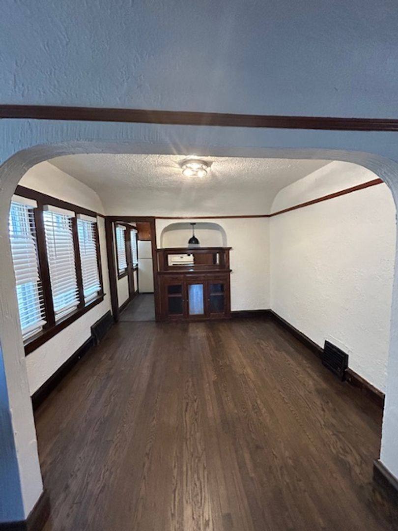 4959 N 38th St, Milwaukee, WI 53209 - Apartment for Rent - Image 2