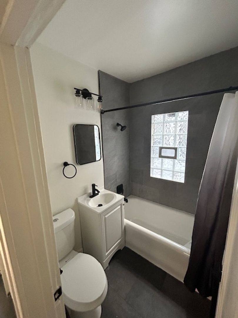 4959 N 38th St, Milwaukee, WI 53209 - Apartment for Rent - Image 5
