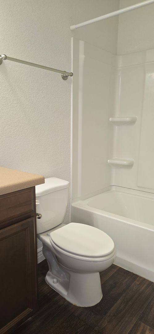 Hidden Village, 8605 N 59th Ave, Glendale, AZ 85302 - Apartment for Rent - Image 4