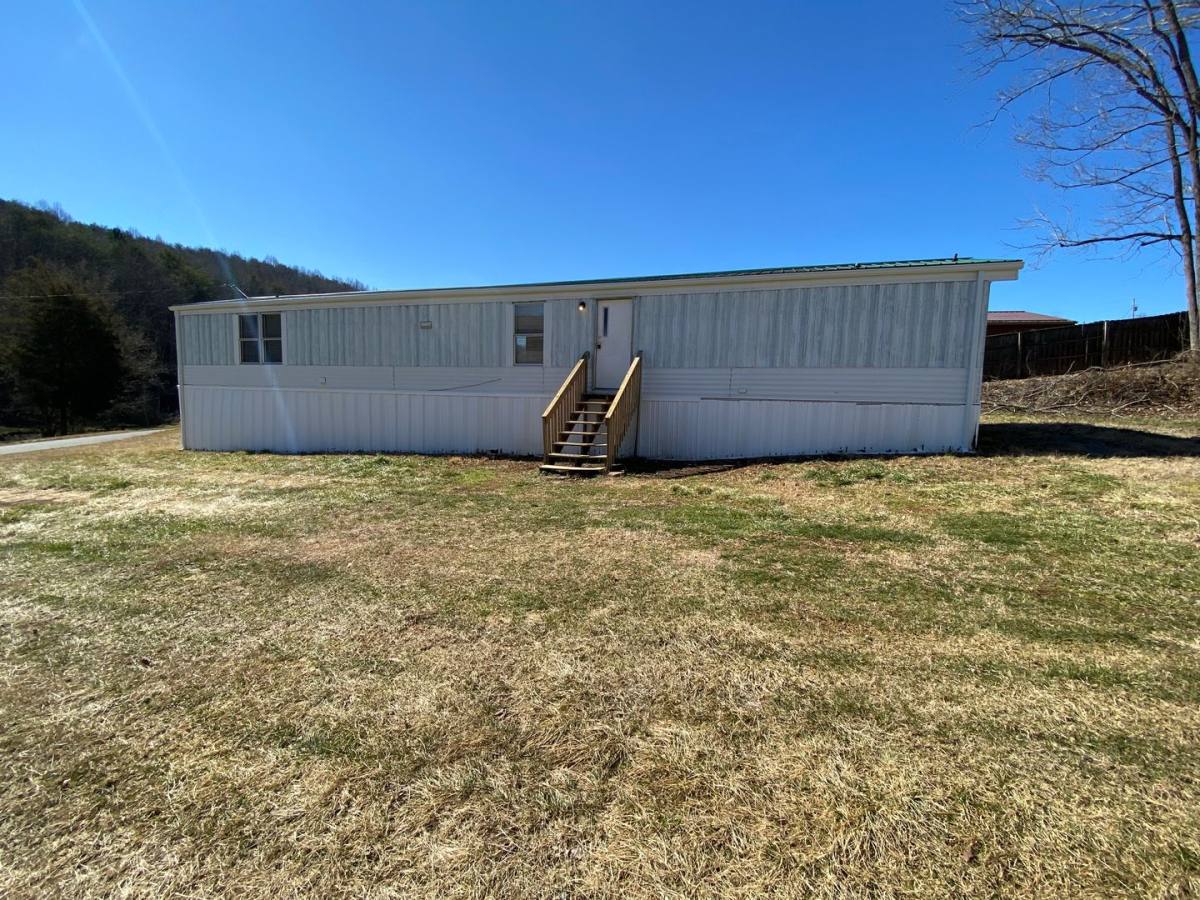Apartment for rent at 221 Country Lane, Church Hill, TN 37642