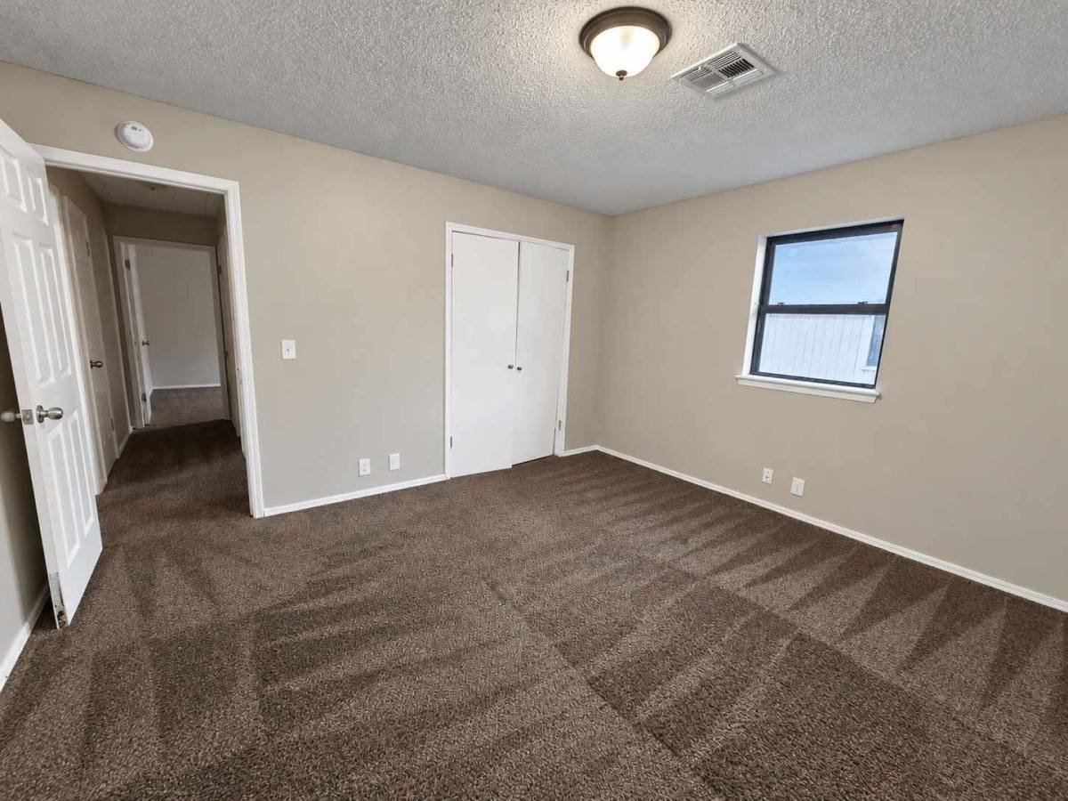 7009 NW 12th St, Oklahoma City, OK 73127 - House for Rent - Image 9