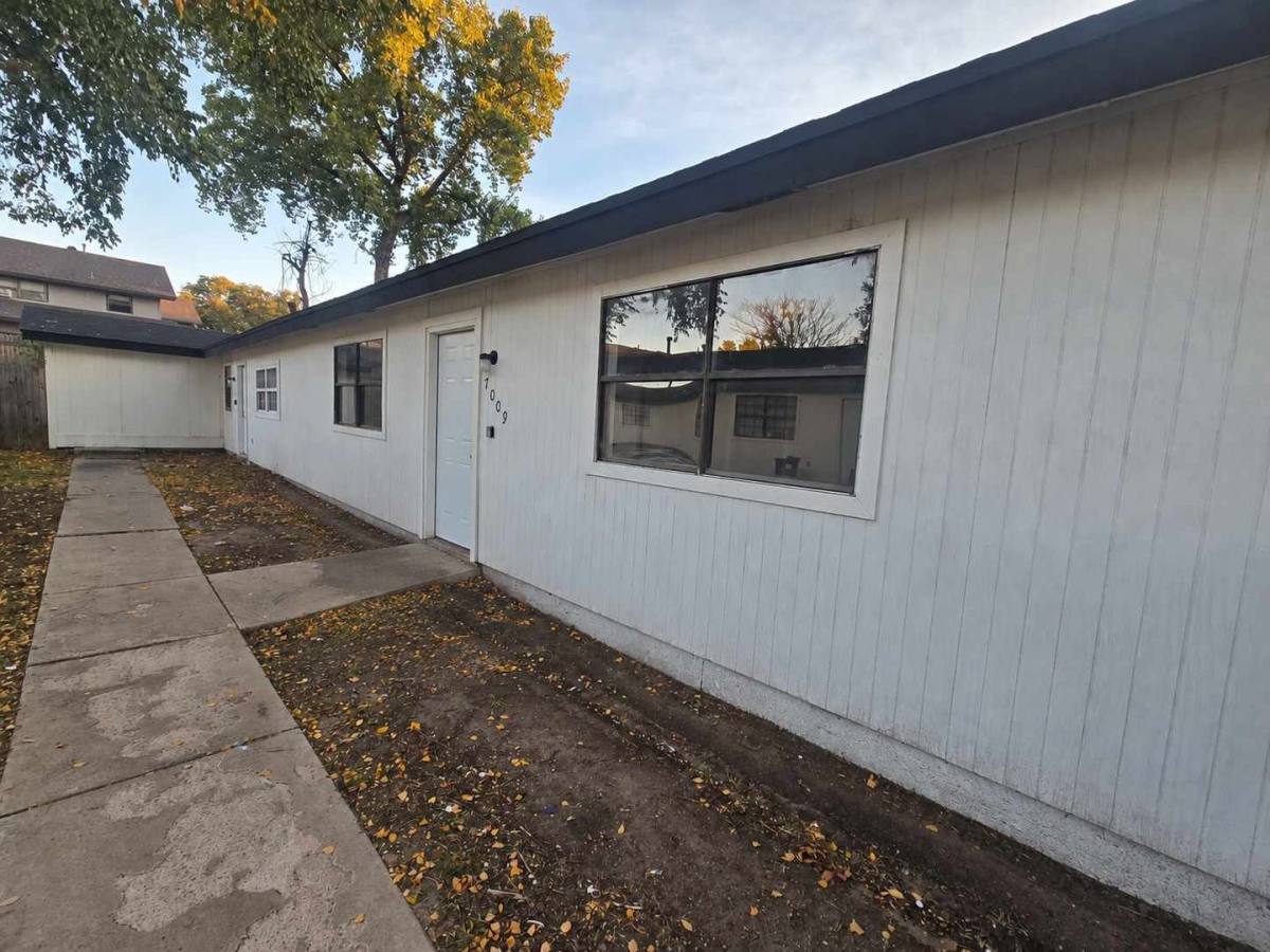 7009 NW 12th St, Oklahoma City, OK 73127 - House for Rent - Image 3