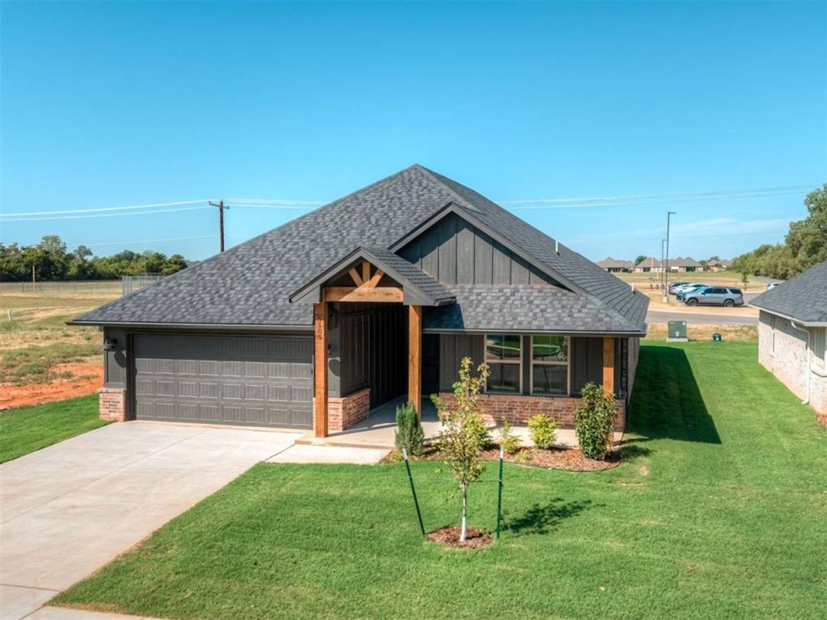 House for rent at 5105 Misty Wood Lane, Mustang, OK 73064