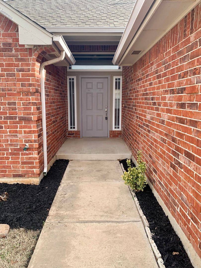 736 Dana Dr, Yukon, OK 73099 - House for Rent - Image 2