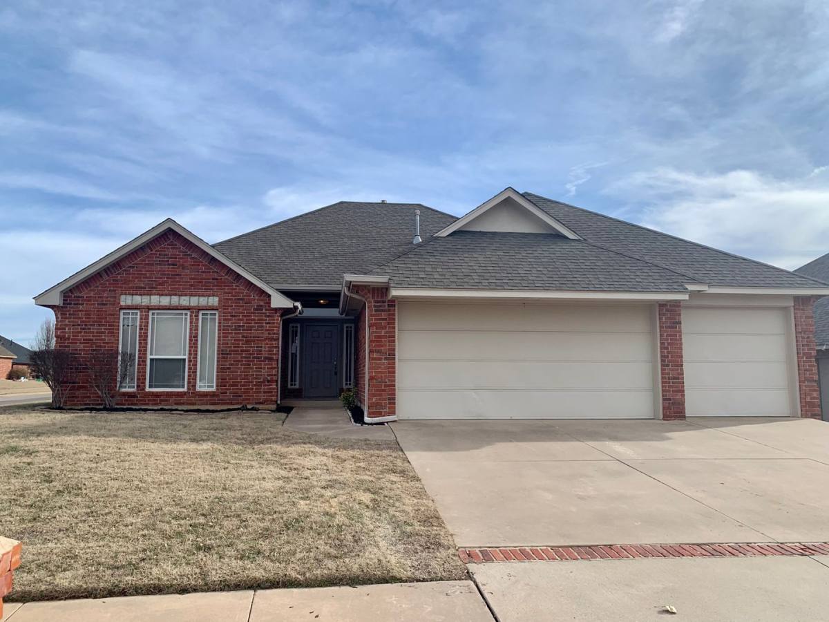 736 Dana Dr, Yukon, OK 73099 - House for Rent - Image 1