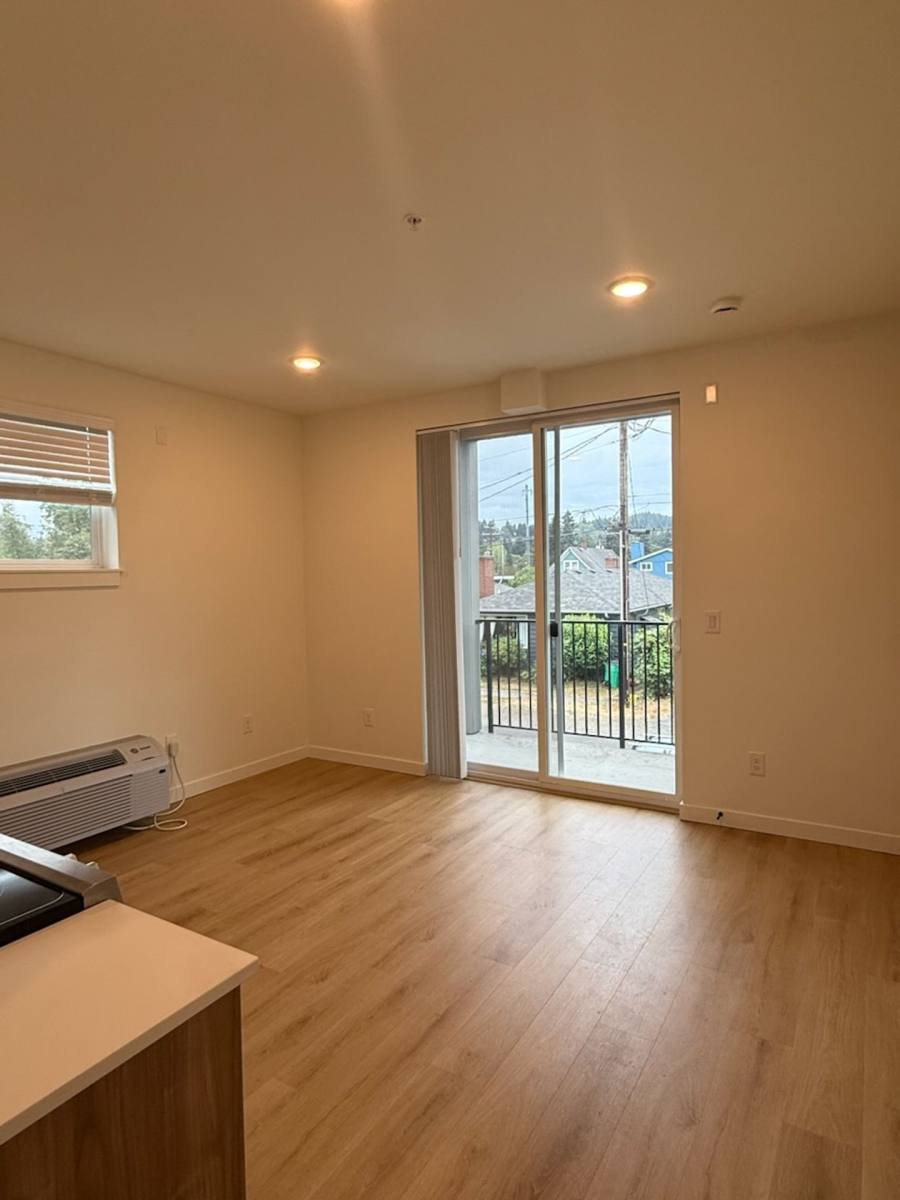Multnomah Multiplex 2, 6115 NE Multnomah St, Portland, OR 97213 - Apartment for Rent - Image 2