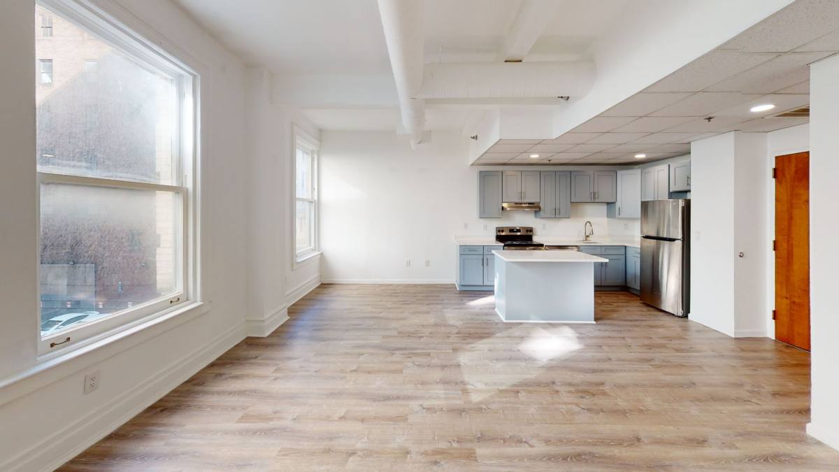 Apartment for rent at Union Building, 11 Clinton St, Newark, NJ 07102
