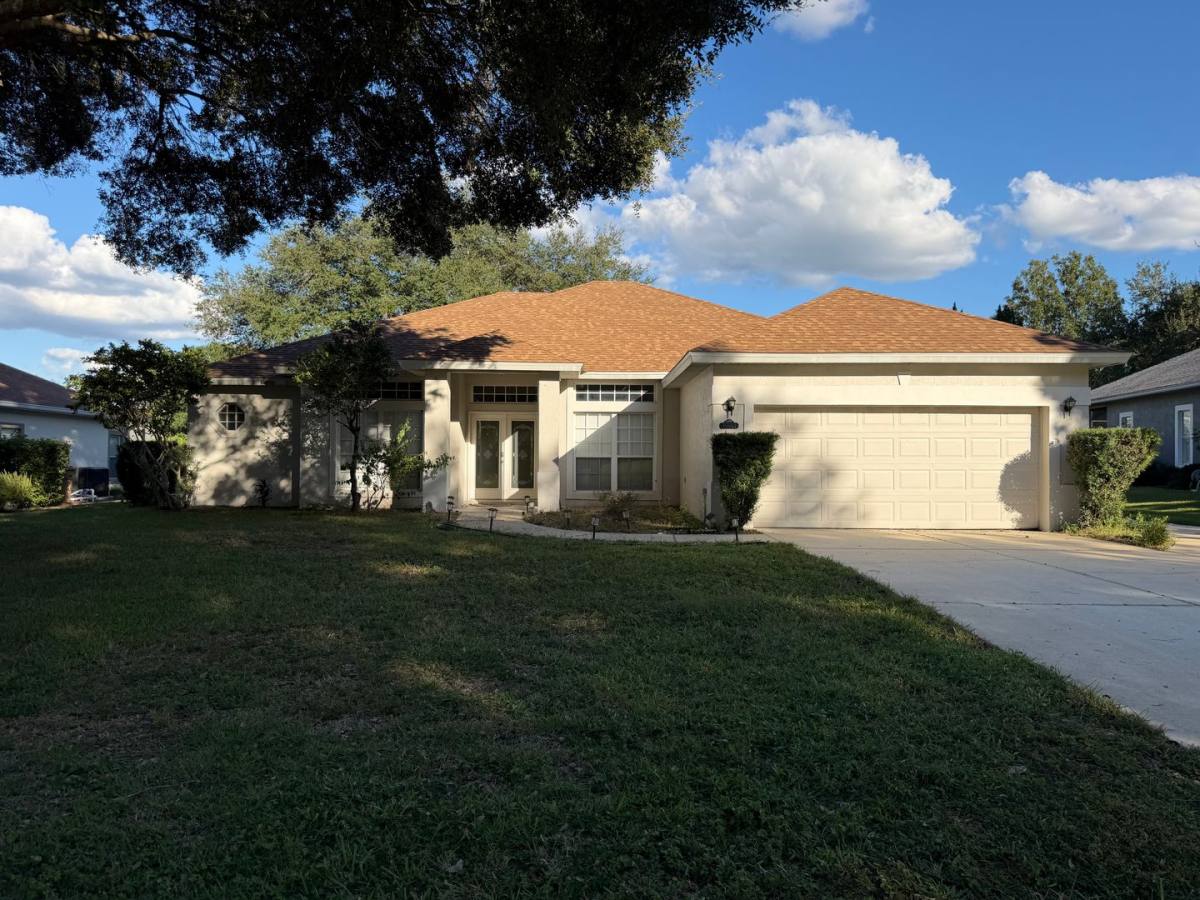 House for rent at 39914 Sunbeam Way, Lady Lake, FL 32159