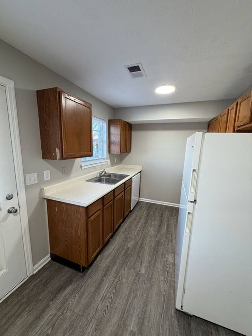 304 McDougal Ave, Richmond, KY 40475 - Apartment for Rent - Image 9