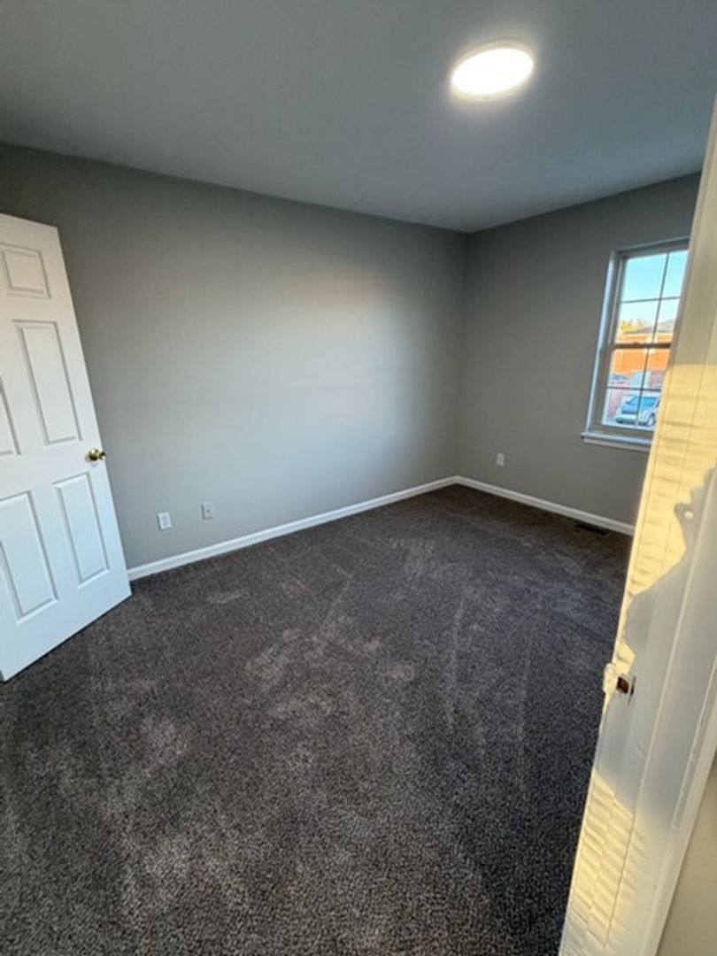 304 McDougal Ave, Richmond, KY 40475 - Apartment for Rent - Image 2
