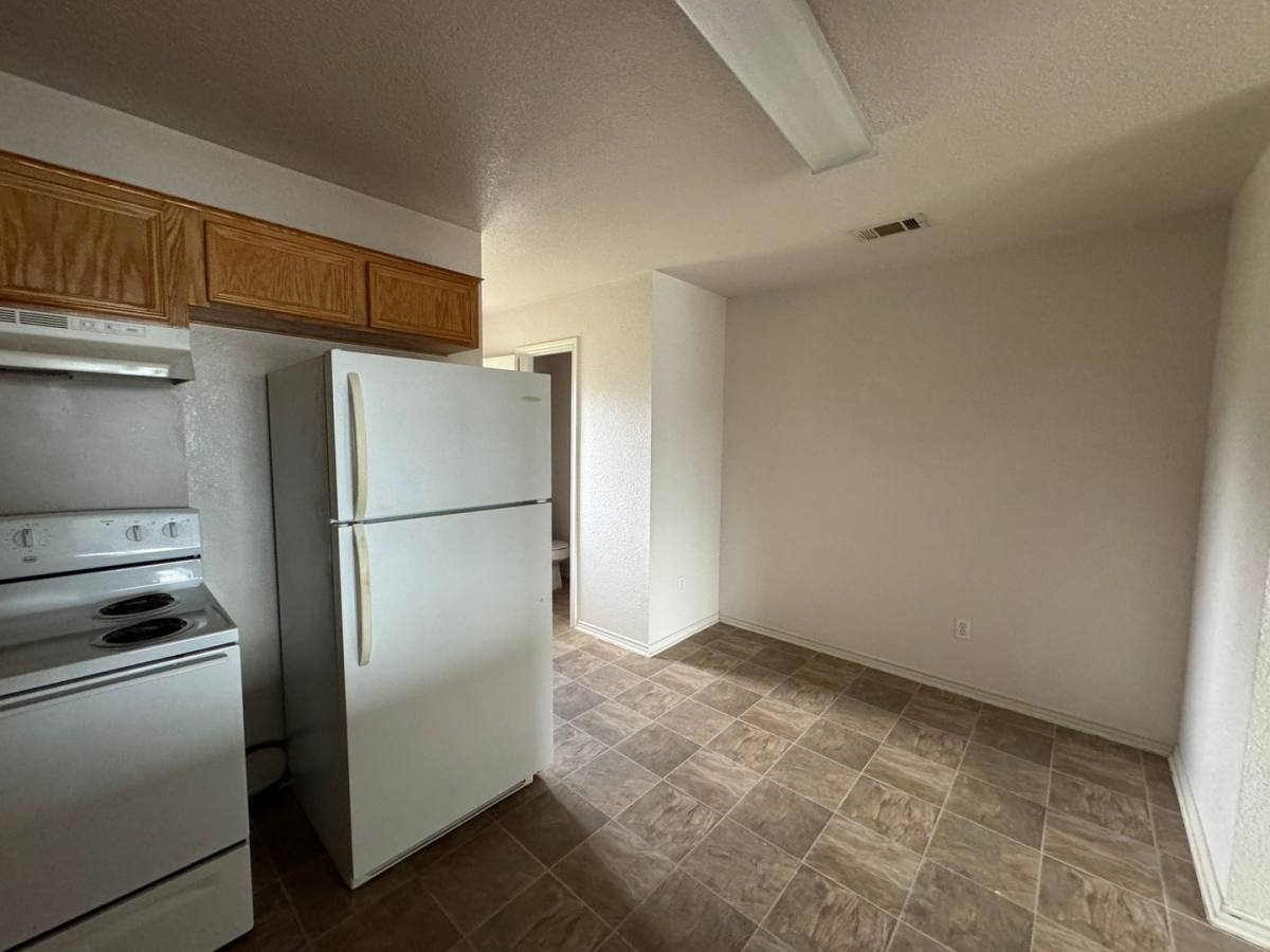 1602 Aztec Trace, Harker Heights, TX 76548 - Townhouse for Rent - Image 10