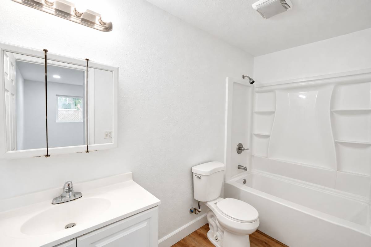 13512 5th Place, Yucaipa, CA 92399 - Apartment for Rent - Image 8