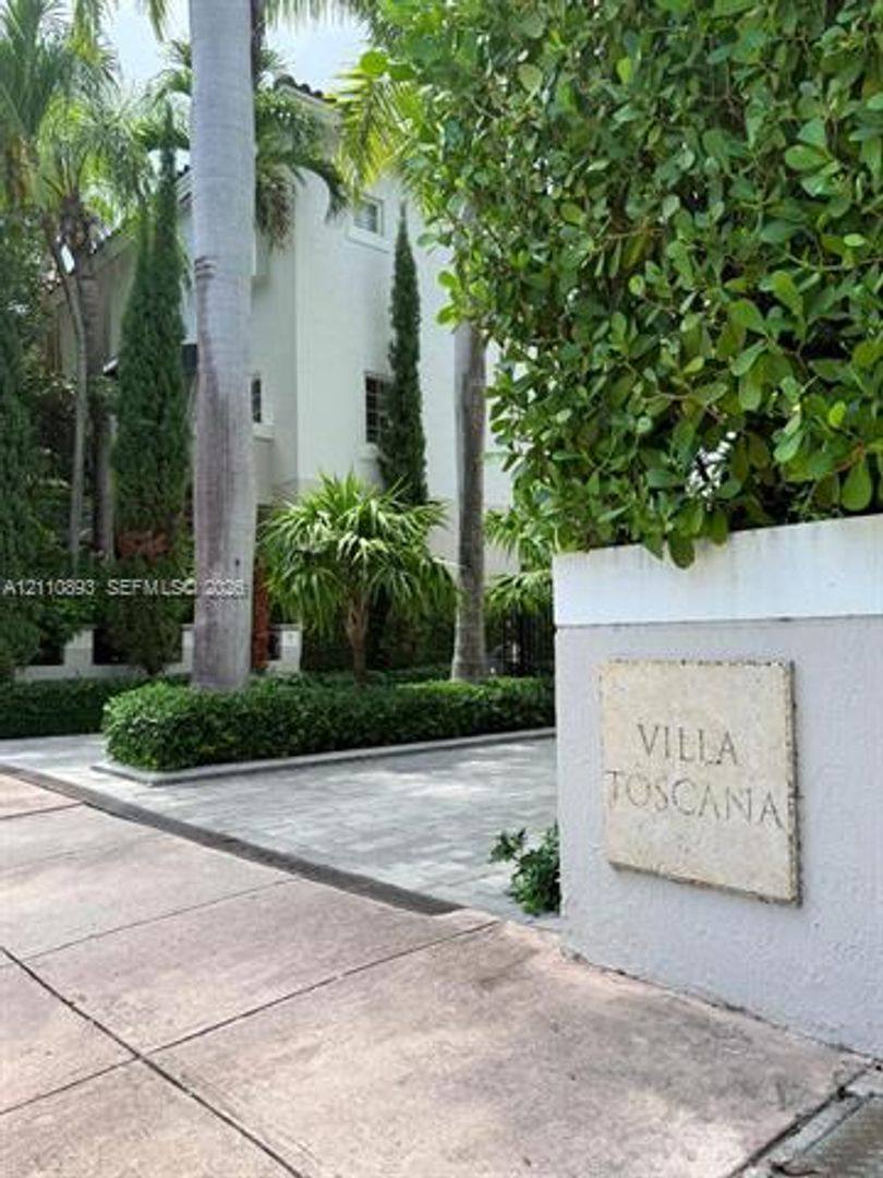 261 Navarre Ave Th C-8, Coral Gables, FL 33134 - Townhouse for Rent - Image 2