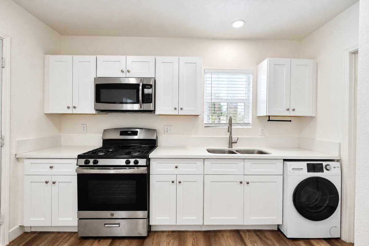 719 Esther Way, Redlands, CA 92373 - Apartment for Rent - Image 4