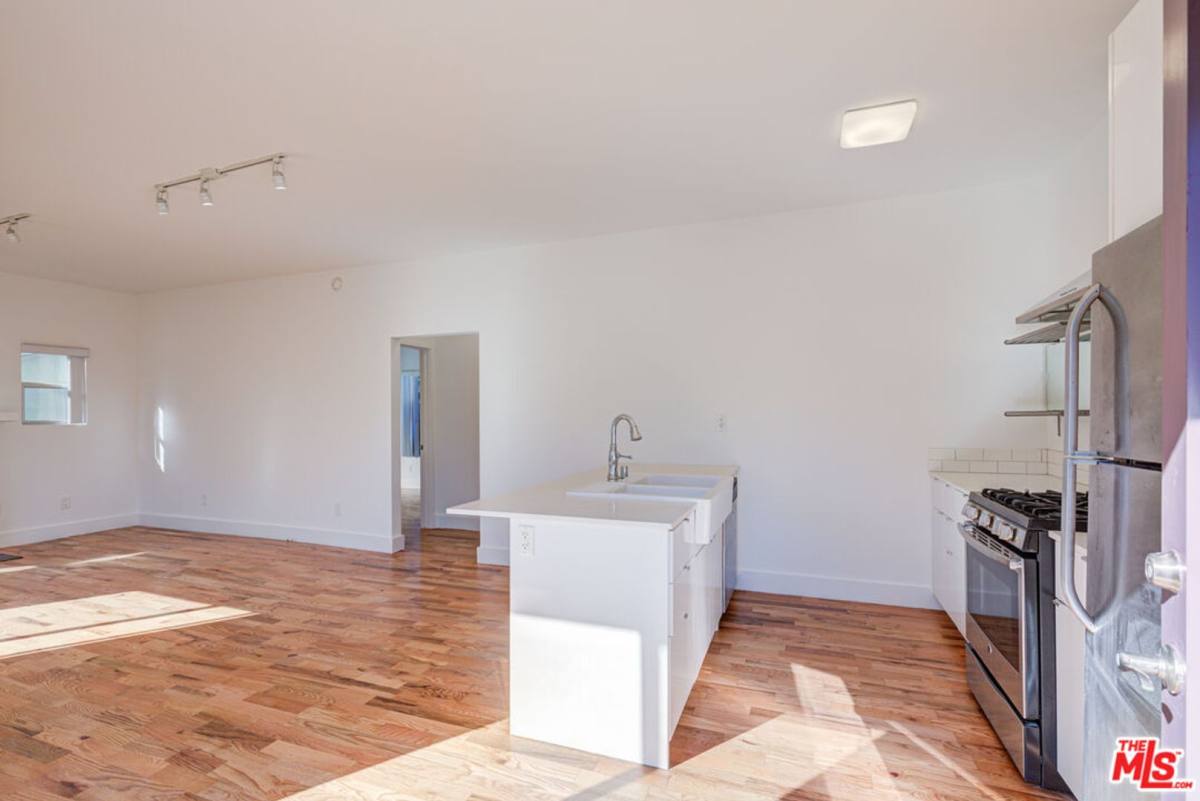 Bellevue West Residences, 3210 Bellevue Ave, Los Angeles, CA 90026 - Apartment for Rent - Image 2