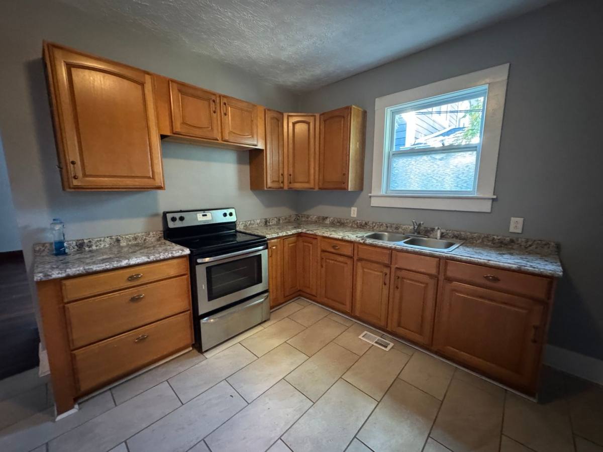 1411 S Alabama St, Indianapolis, IN 46225 - Townhouse for Rent - Image 8