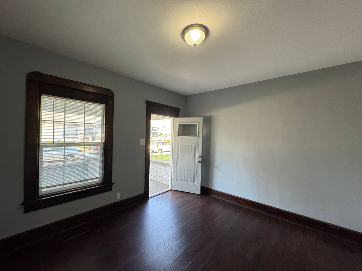 1411 S Alabama St, Indianapolis, IN 46225 - Townhouse for Rent - Image 5