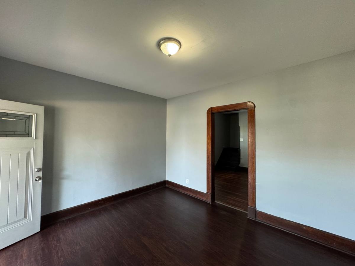 1411 S Alabama St, Indianapolis, IN 46225 - Townhouse for Rent - Image 4