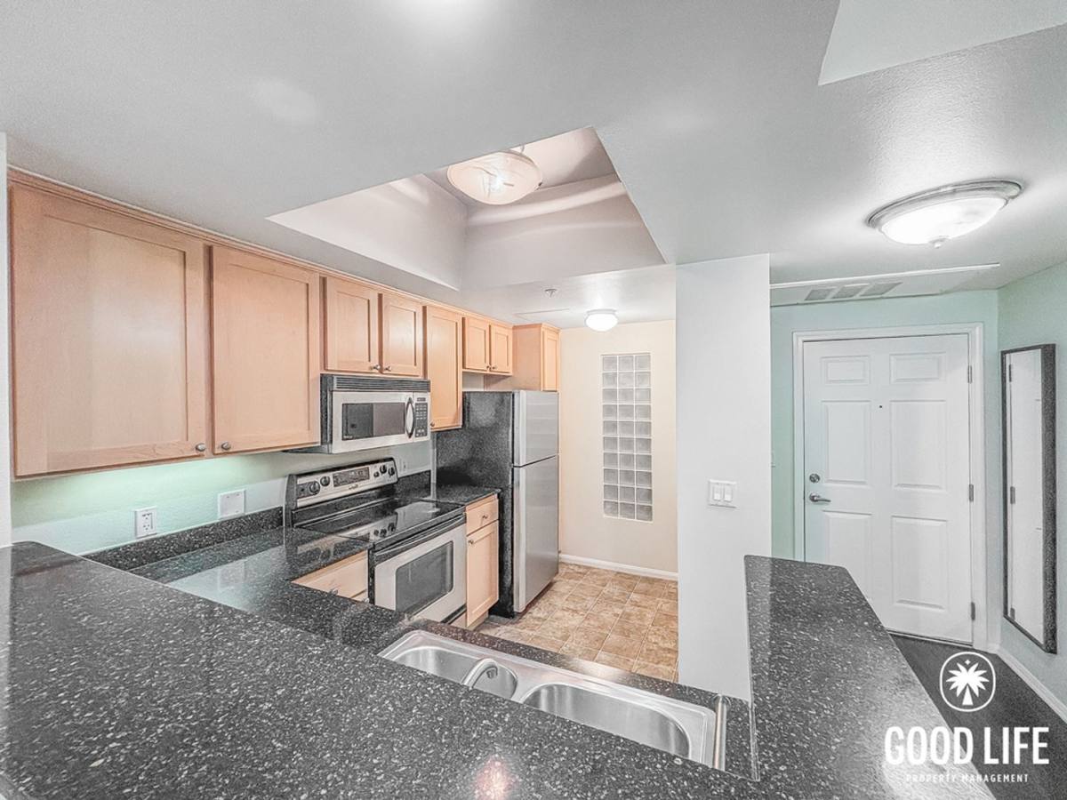 2400 5th Ave #203, San Diego, CA 92101 - Apartment for Rent - Image 2