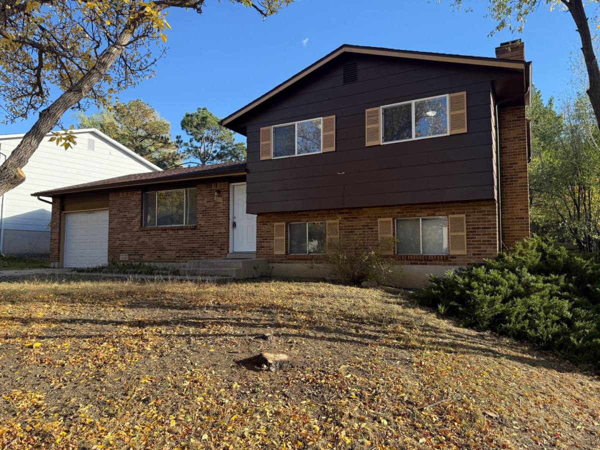 House for rent at 5015 Whimsical Dr, Colorado Springs, CO 80917