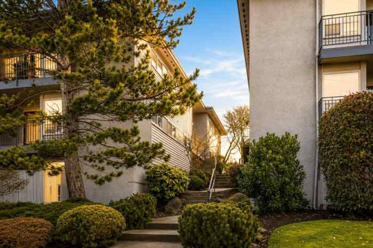 2720 14th Ave S, Seattle, WA 98144 - Apartment for Rent - Image 2