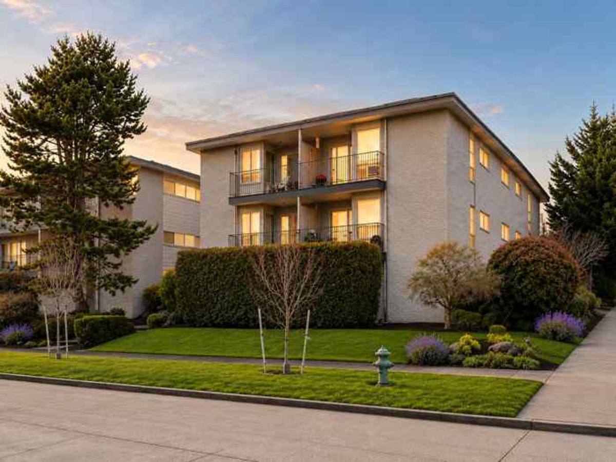 2720 14th Ave S, Seattle, WA 98144 - Apartment for Rent - Image 1