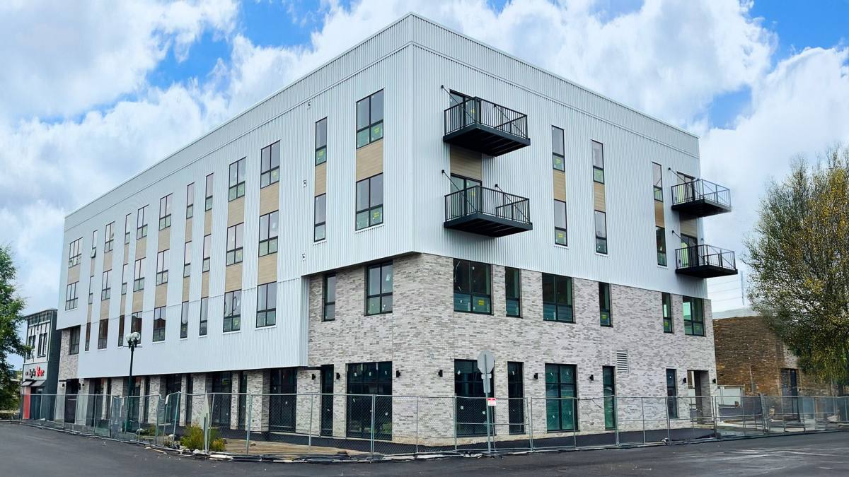 Apartment for rent at 2011 W Superior St, Duluth, MN 55806