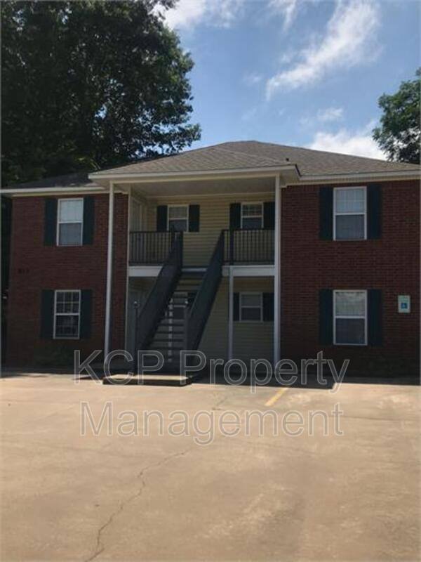 Apartment for rent at 811 N 48th St Pham #D, Fort Smith, AR 72903