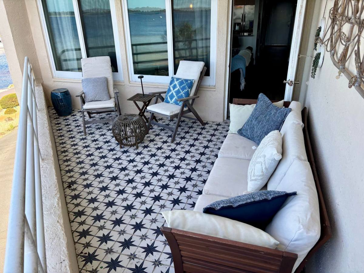 324 E Beach Dr #202, Panama City, FL 32401 - Apartment for Rent - Image 8