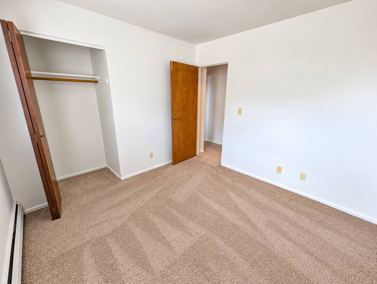2020 Pillsbury Ave S, Minneapolis, MN 55404 - Apartment for Rent - Image 4