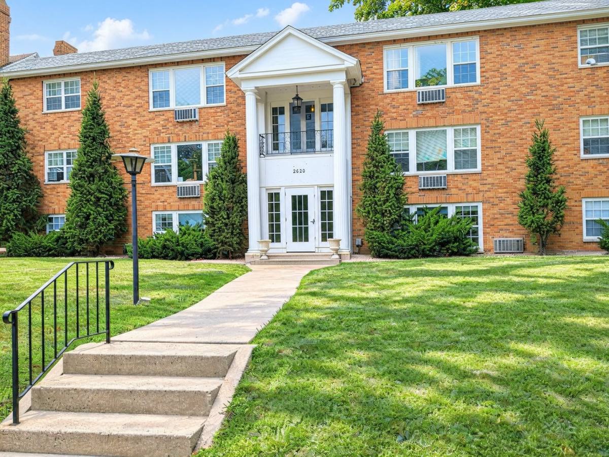 2020 Pillsbury Ave S, Minneapolis, MN 55404 - Apartment for Rent - Image 9