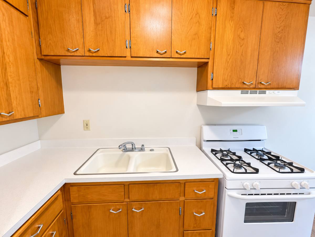 2020 Pillsbury Ave S, Minneapolis, MN 55404 - Apartment for Rent - Image 2