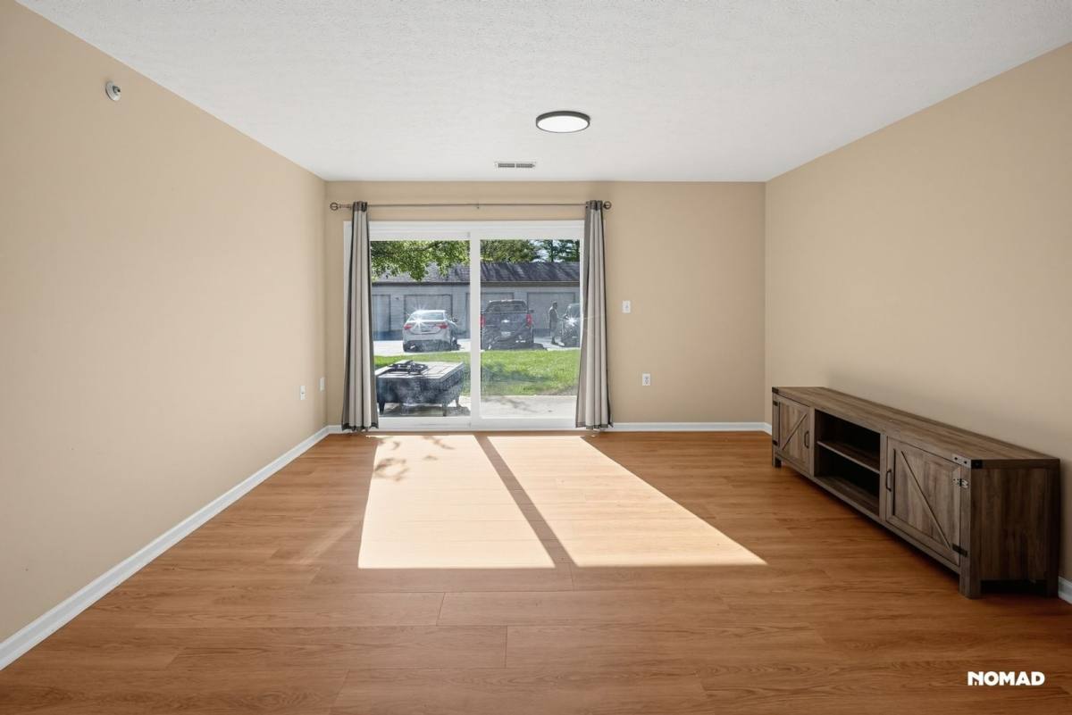 10403 Trotters Pnte Dr #103, Louisville, KY 40241 - Condo for Rent - Image 4