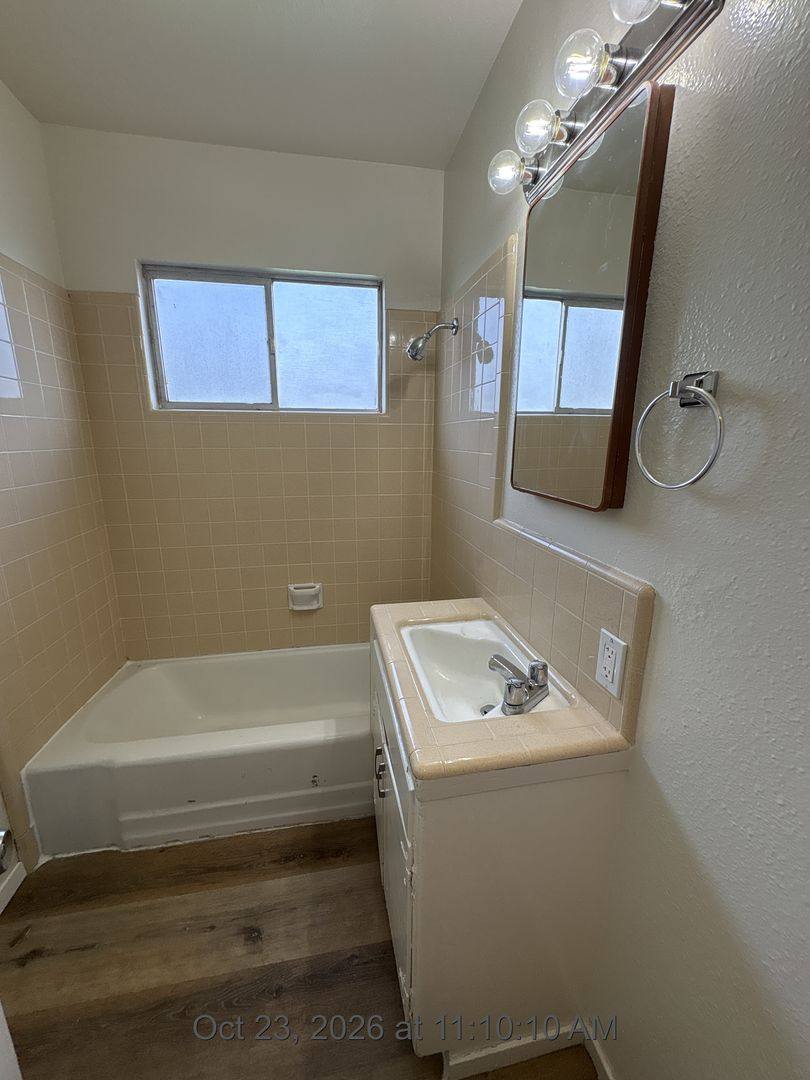 503-505 W Tulare, Visalia, CA 93277 - Apartment for Rent - Image 9