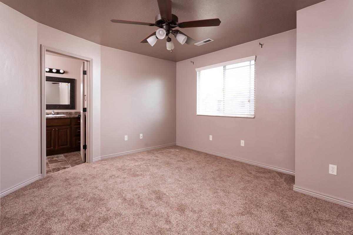 1000 E Bluff View Dr #22, Washington, UT 84780 - Townhouse for Rent - Image 9