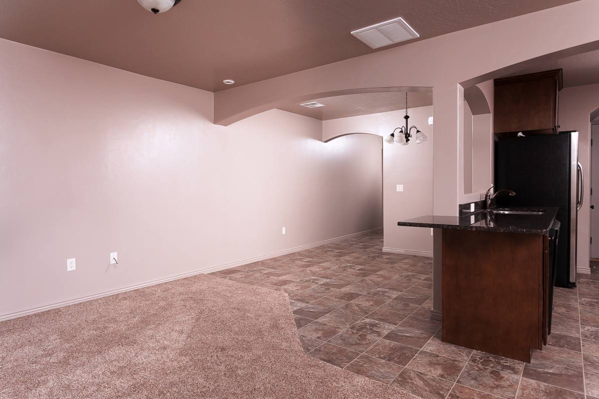 1000 E Bluff View Dr #22, Washington, UT 84780 - Townhouse for Rent - Image 4