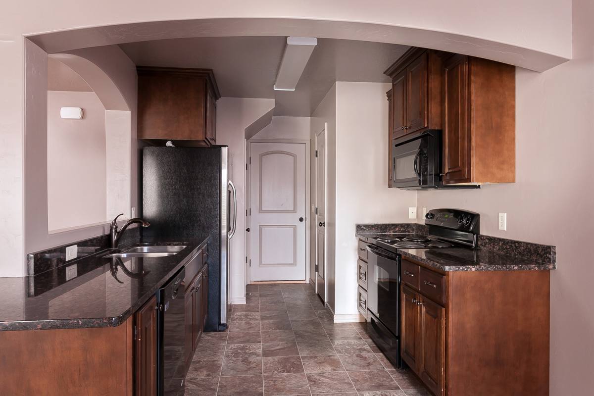 1000 E Bluff View Dr #22, Washington, UT 84780 - Townhouse for Rent - Image 6