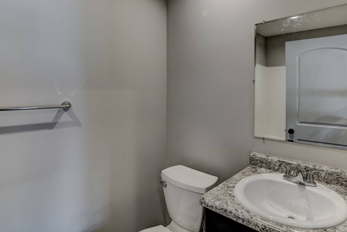 945-B Monette Ave, New Richmond, WI 54017 - Townhouse for Rent - Image 9