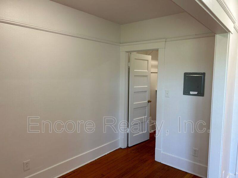 303 3rd Ave #C, Chula Vista, CA 91910 - Apartment for Rent - Image 8