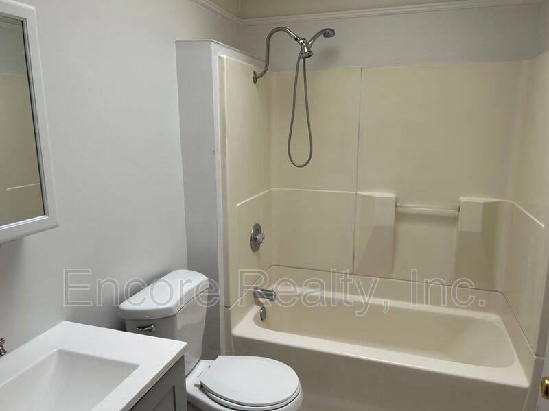 303 3rd Ave #C, Chula Vista, CA 91910 - Apartment for Rent - Image 2