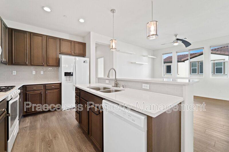 1710 Signature Place #1, Chula Vista, CA 91913 - Townhouse for Rent - Image 5