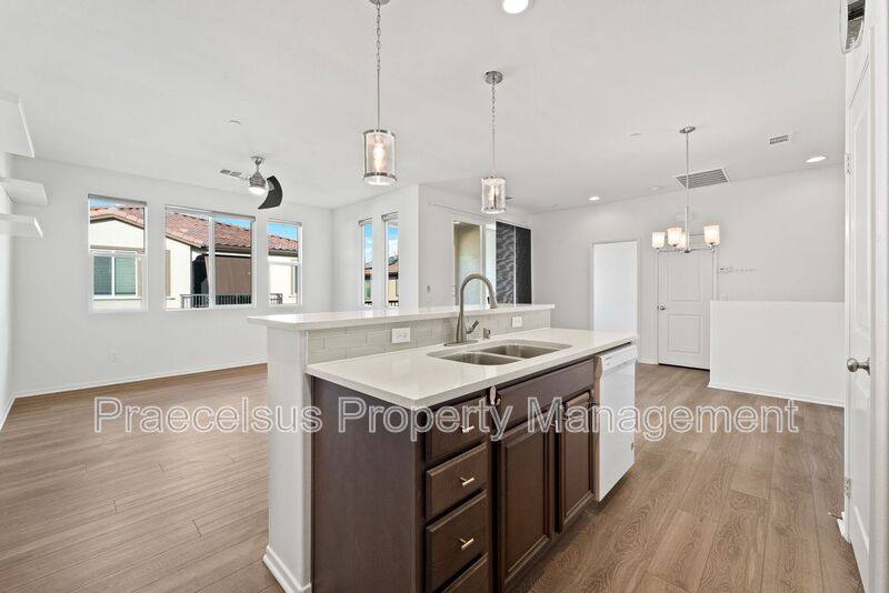 1710 Signature Place #1, Chula Vista, CA 91913 - Townhouse for Rent - Image 6